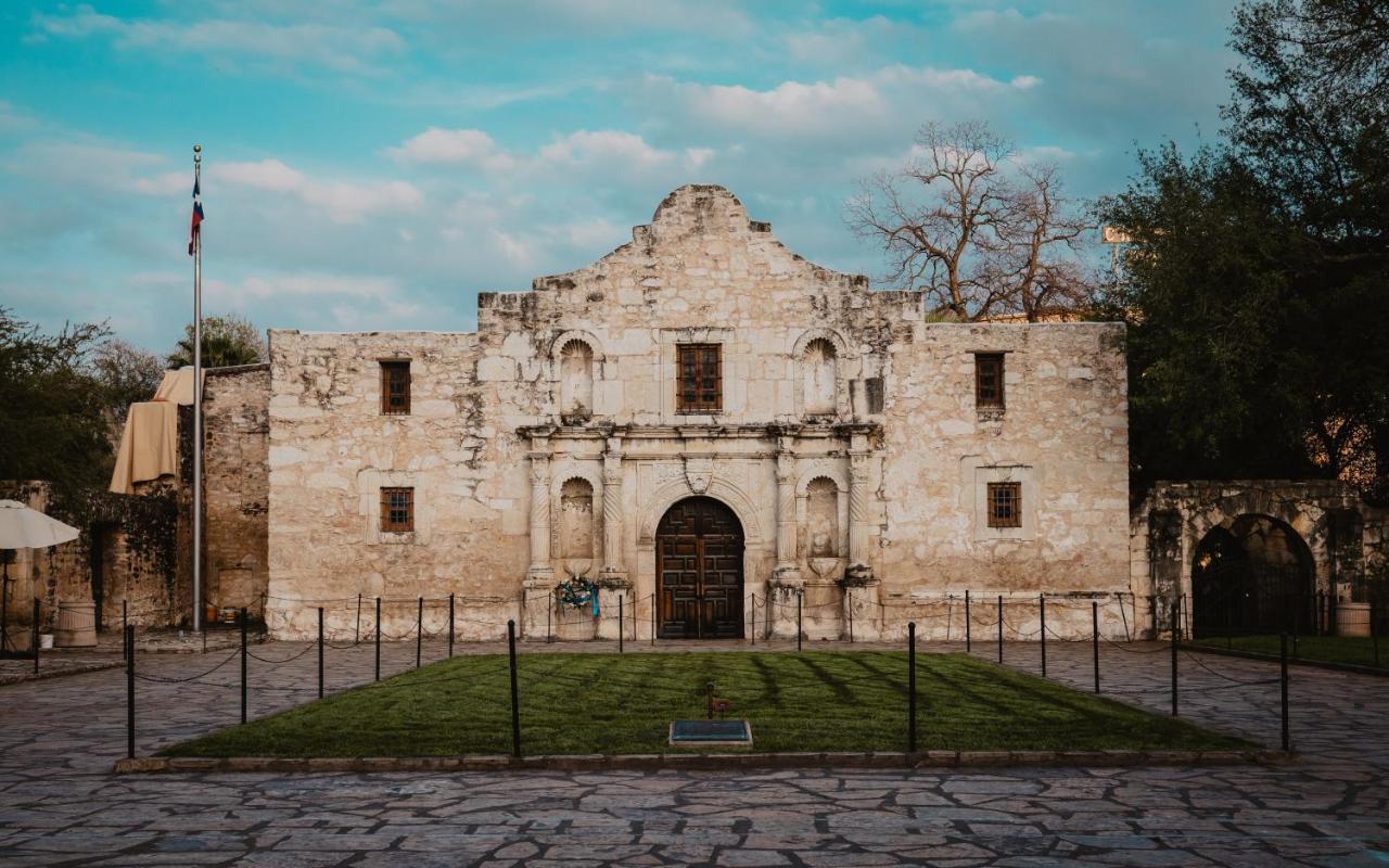 Casa Dolce Vita By The Alamodome San Antonio Exterior photo